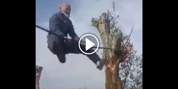 Gençlere taş çıkartan dede