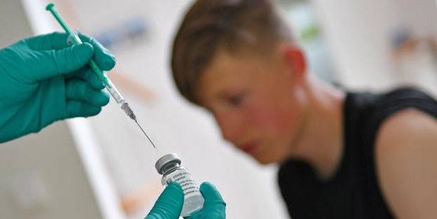 Gençlere zorla aşı mı yapılacak? Gençlere aşı zorunluluğu var mı? Korona aşısı zorulu mu olacak?