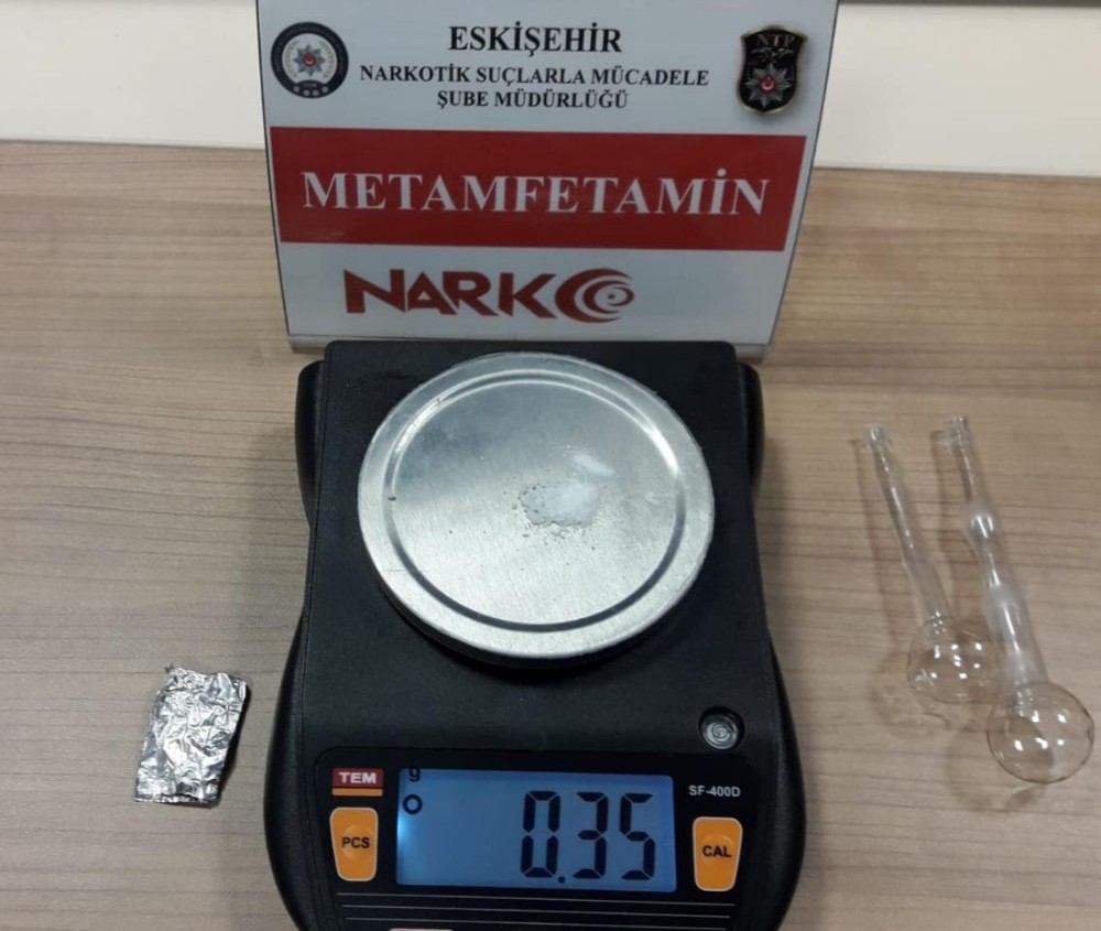 Gençleri zehirlemeye çalışan ’torbacılara’ narkotik darbesi 