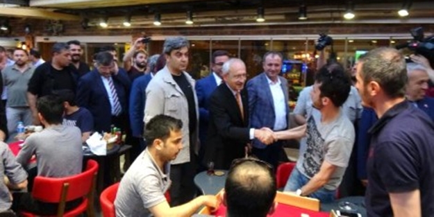 Kim takar Kılıçdaroğlu'nu! Gençler okey döndü