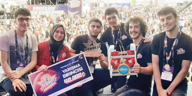 Gençlerin göz dolduran başarısı: TEKNOFEST'te birinci oldular, dünya pazarına açıldılar!