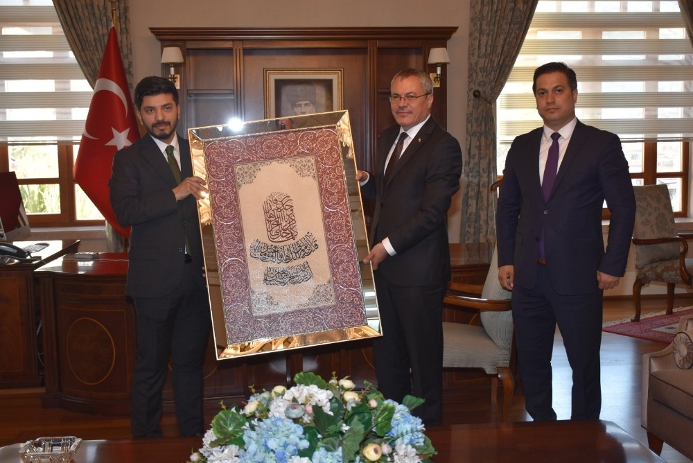 Gençlik Hizmetleri Genel Müdürü Emre Topoğlu Manisa’da 