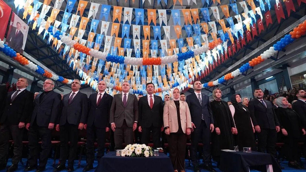 Gençlik ve Spor Bakanı Bak, AK Parti 8. Olağan İl Kongresi'nde konuştu! Vurgu yaptı