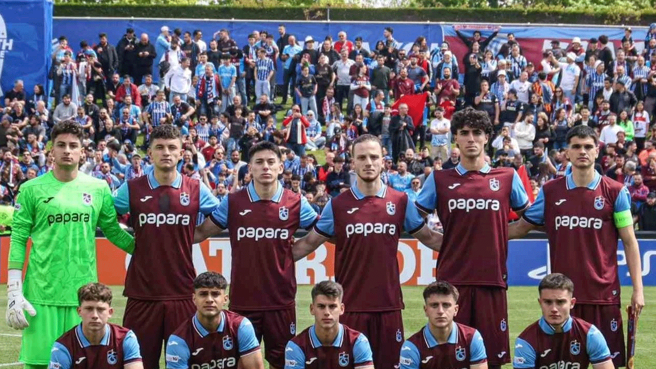 Bakan Bak'tan Trabzonspor U19 takımı için tebrik mesajı