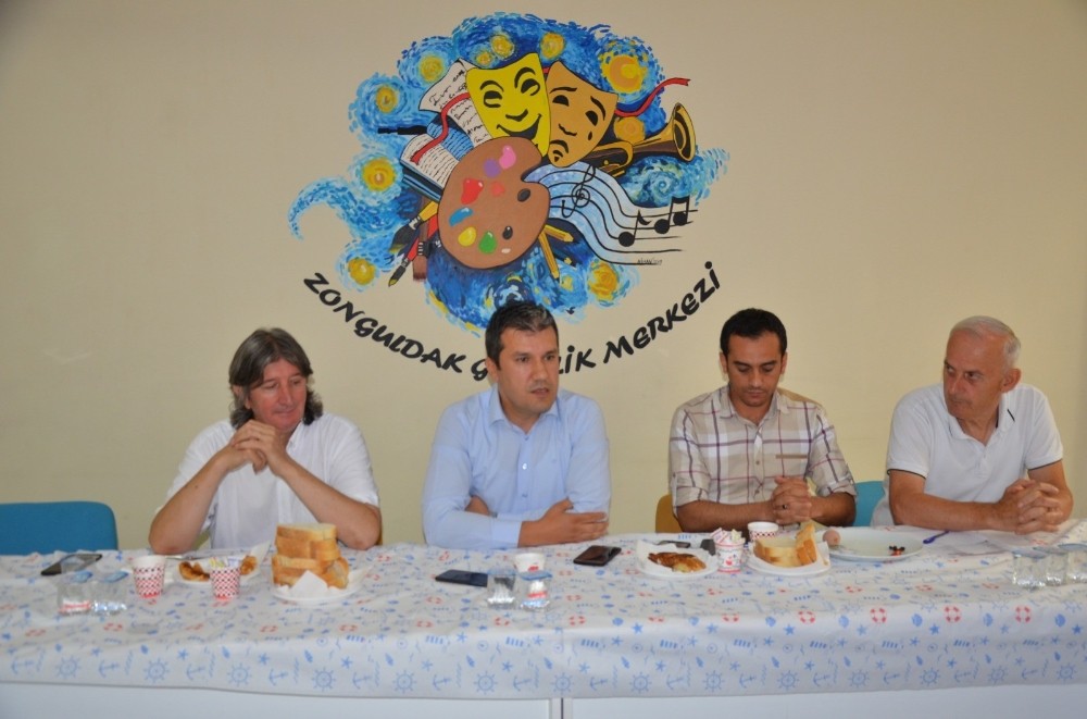 Gençlikspor basın bayramını kutladı 