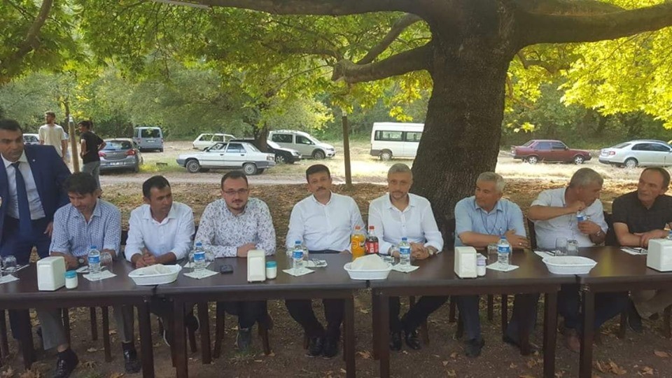 Genel Başkan Yardımcısı Hamza Dağ muhtarlarla buluştu 