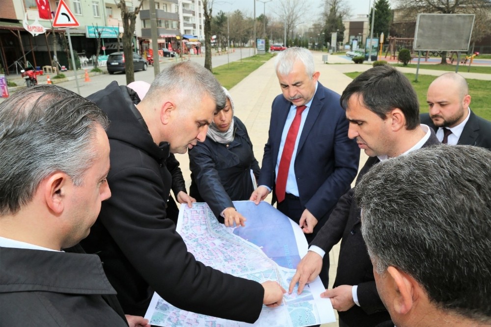 Genel Sekreter Gündoğdu Gölcük’te incelemelerde bulundu 