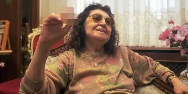 Genelev patroniçesini Oda TV’den daha güzel kim övebilirdi