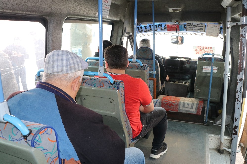 Genelge sonrası minibüslerde yolcu sayısı 7’ye düştü 