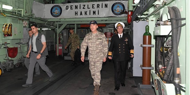 Genelkurmay Başkanı ve Kuvvet komutanlarından Yunan'a net mesaj geldi