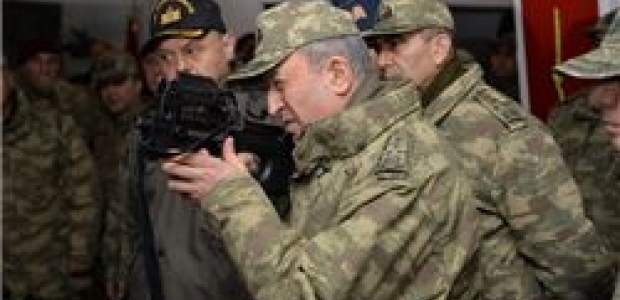 Hulusi Akar'dan kritik ziyaret