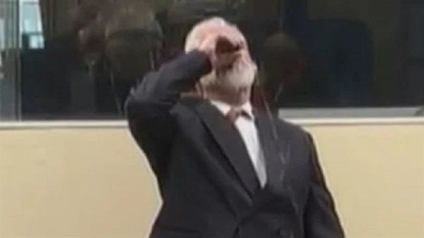 General kararı duyunca mahkemede zehir içti