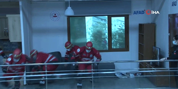 Gerçeğini aratmayan tatbikat! Böyle görüntülendi