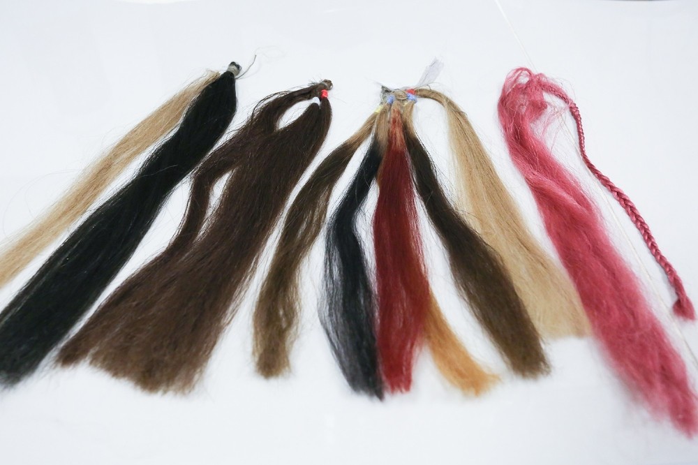 Gerçek saç ile kaplı sentetik saçlar gerçeğini aratmıyor 