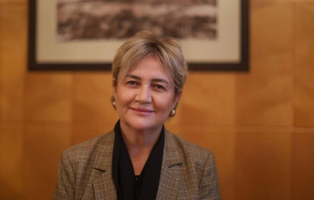 Gerçekleri bize aktarın... Haksızlık varsa sesiniz olalım! İpek hanıma çağrımız açık avukatlarına davetimiz net