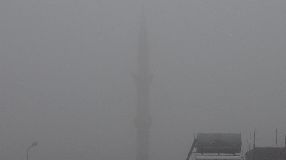Gercüş’te yoğun sis hayatı durma noktasına getirdi 