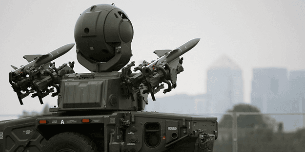 Geri adım atmayan Rusya'ya karşı İngiltere'den silahlı hamle!