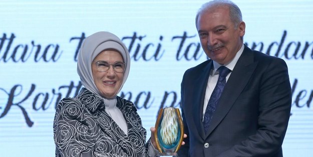 Geri dönüşümde 'yenilikçilik' ödülü İBB'ye