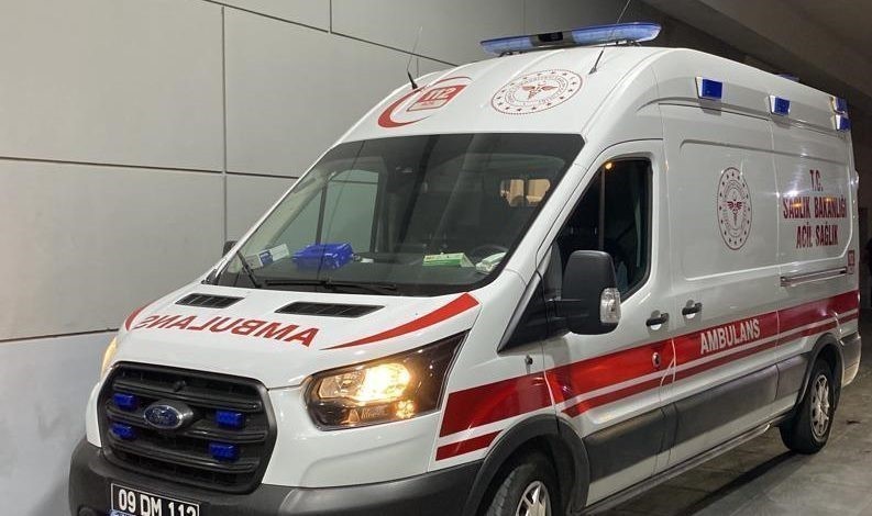 Geri manevra yapan kamyonun altında kalan şahıs hayatını kaybetti