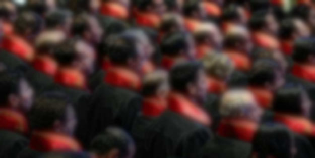 Gerici 43 baro, Resmi Gazete’deki ayetli düzenlemeye karşı harekete geçti!