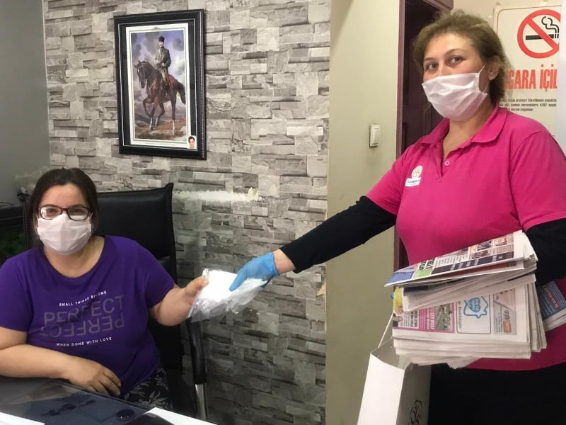 Germencik’te 80 bin maske dağıtıldı 