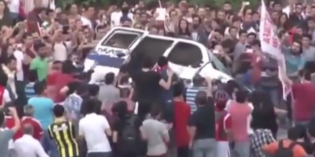 Gezi kalkışması 6. yılında! Polis araçlarını ve ambulansları yaktılar