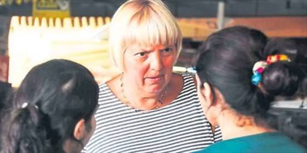 Gezi kışkırtıcısı Claudia Roth işbaşında