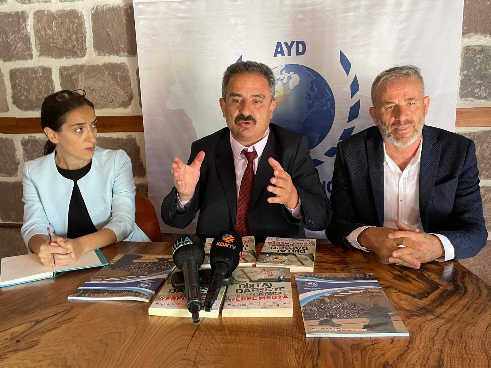 Gezi’de yapamadıklarını yangınlarla yapmaya çalışıyorlar