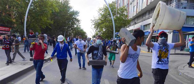 Gezi’de esrar skandalı