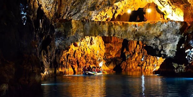 Gezmeye doyamayacağınız bir yer: Altınbeşik Mağarası