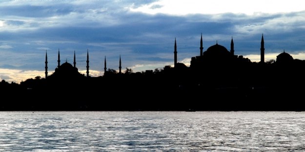 Gezmeye geldiler İstanbul'un haritasını çıkardılar