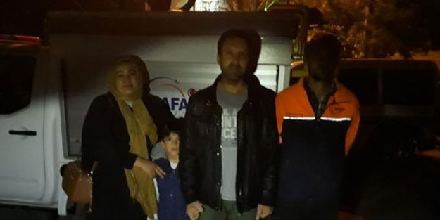 Gezmeye gittikleri dağda mahsur kalan aile kurtarıldı