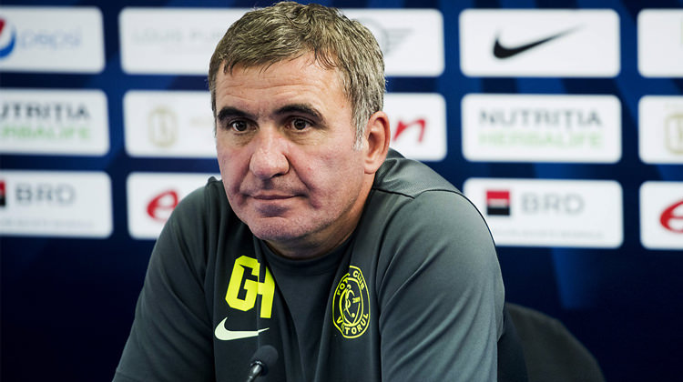 Gheorghe Hagi: CV'mi versem 2 günde okurlar