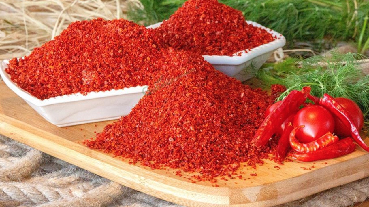 Gıdada pes dedirten skandal: Pul biberden boya, bitkisel macundan ilaç çıktı!