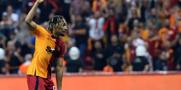 Gideceklerin başında geliyordu ya şimdi?