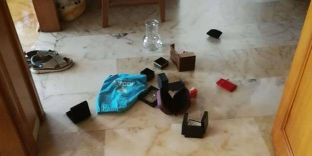 120 bin TL'lik altın çalan hırsızlardan utanmaz ima! Evin ortasına sürahi bıraktılar