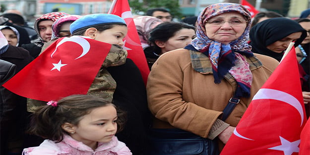 Giresun, Mehmetçik için yürüdü