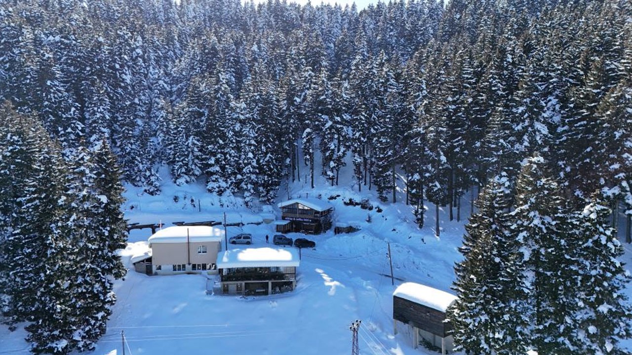 Giresun yaylaları beyaz gelinliği giydi