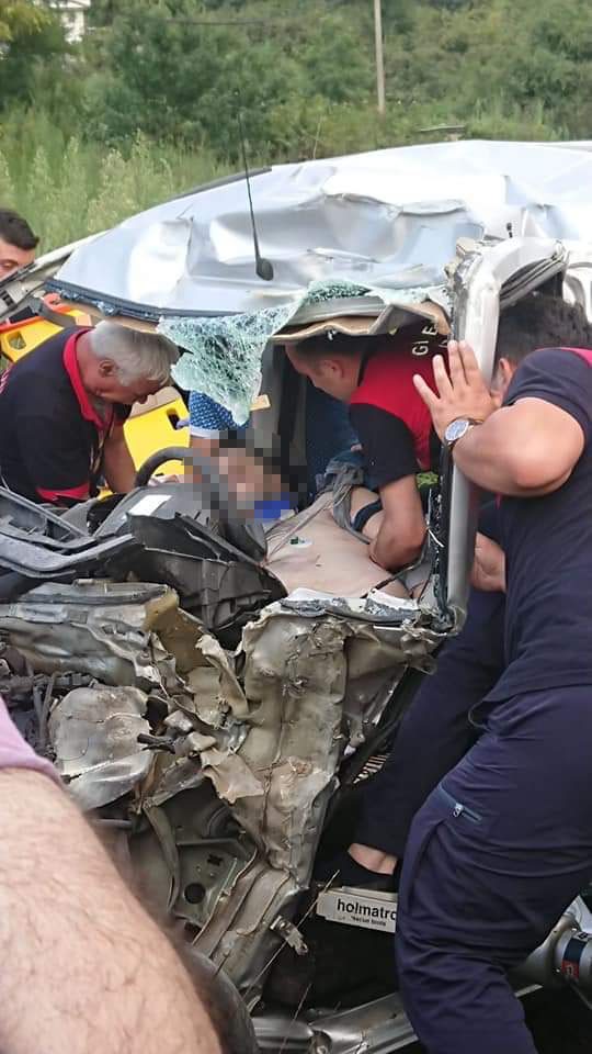 Giresun’da bir kişinin öldüğü kaza güvenlik kameralarına yansıdı 