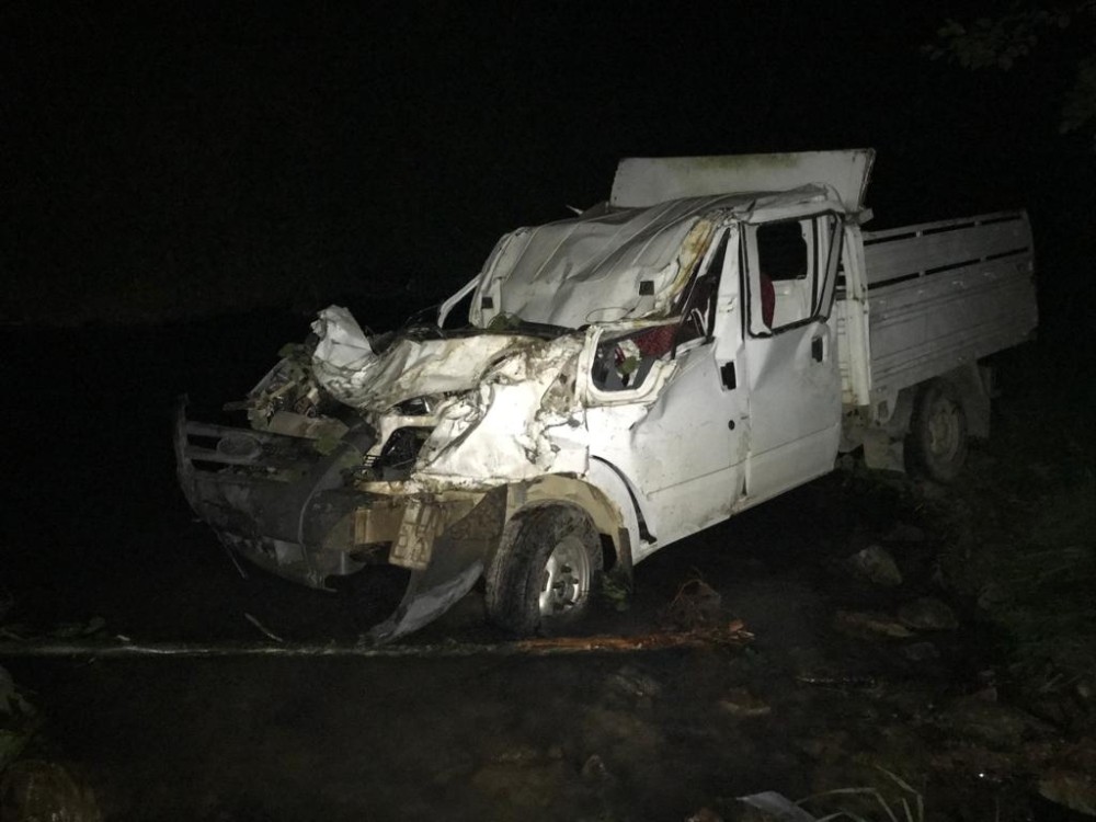 Giresun’da meydana gelen iki ayrı trafik kazasında 2 kişi öldü, 2 kişi de yaralandı 