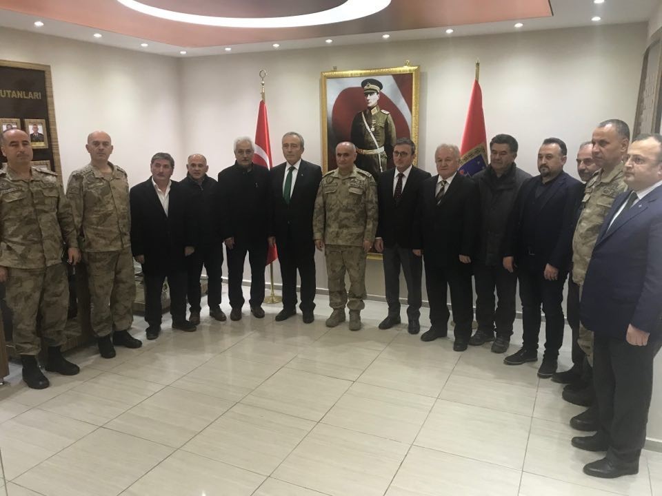 Giresun’da STK’lardan Jandarma Bölge Komutanlığına taziye ziyareti 