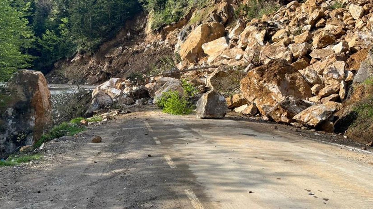 Giresun’daki heyelan korkuttu