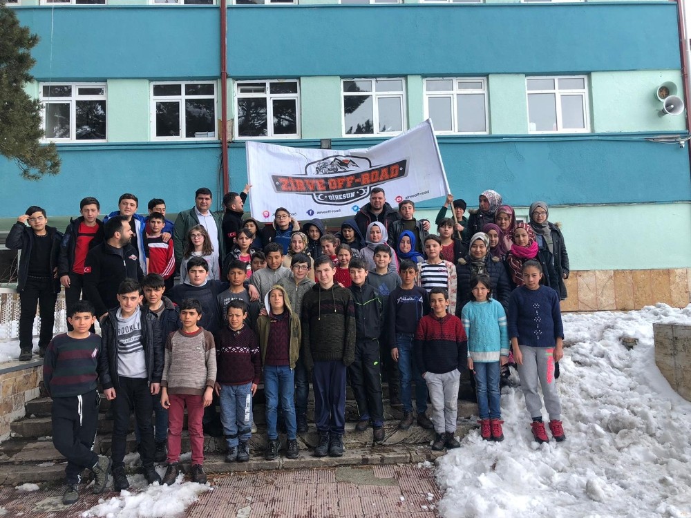 Giresunlu Offroad’culardan Sivas’a yardım eli 