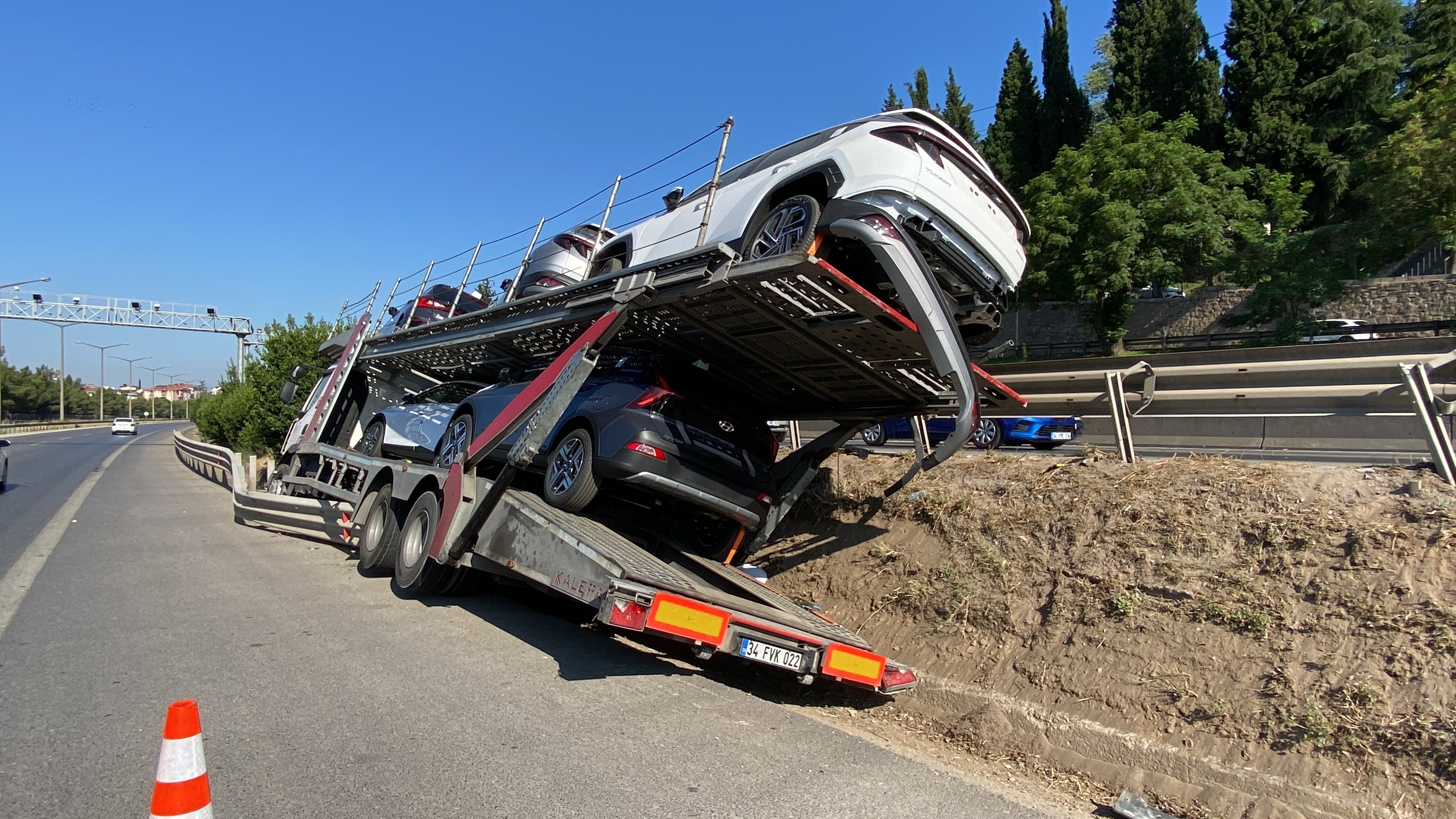 Gitti güzelim sıfır araçlar! Teker yere değmeden 2. el oldular
