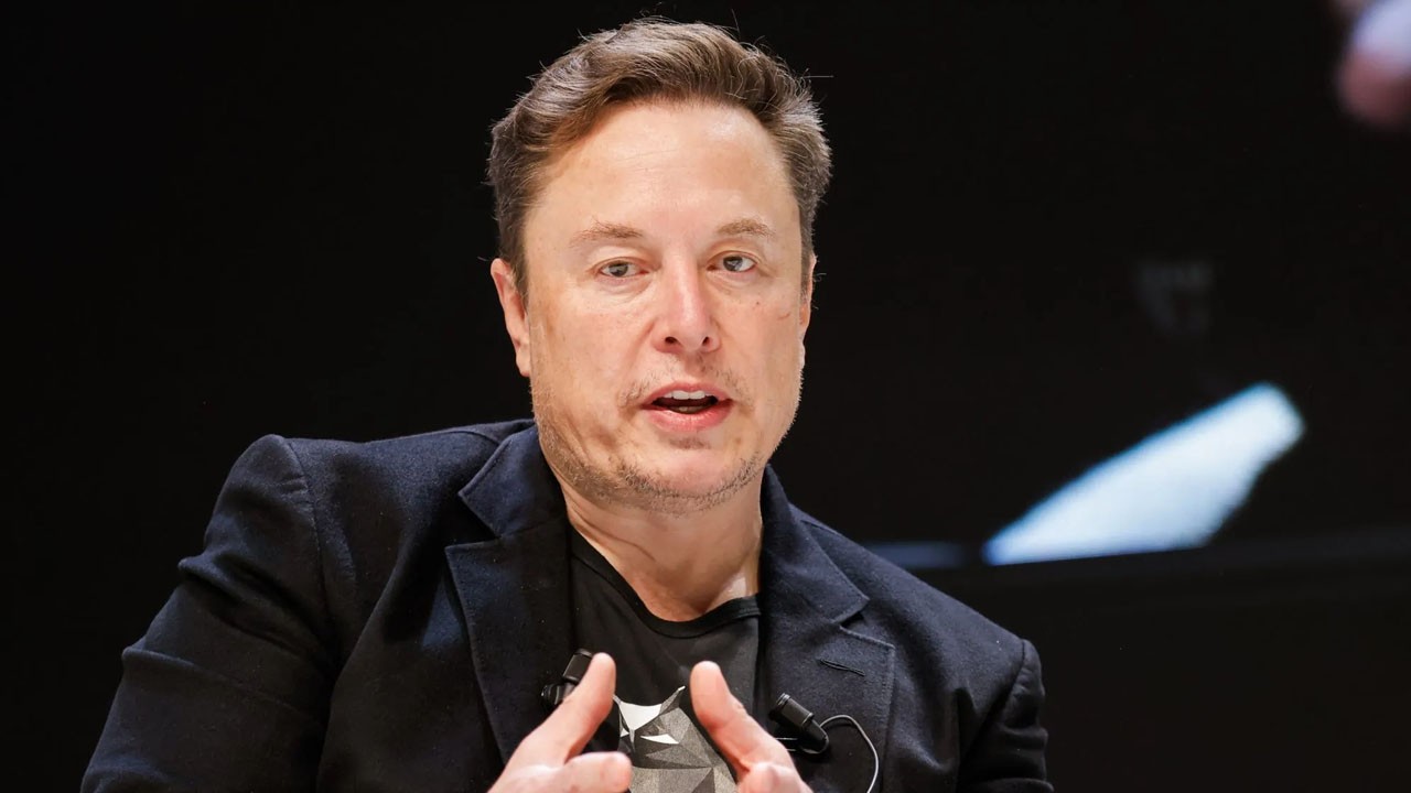 Gizli planlarını basından öğrenen Trump: 'Elon orada ne halt ediyor?' dedi