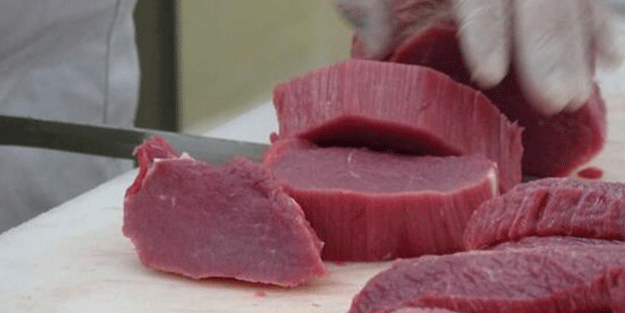 Gizli tehlike! Eti pişirmeden önce sakın bunu yapmayın