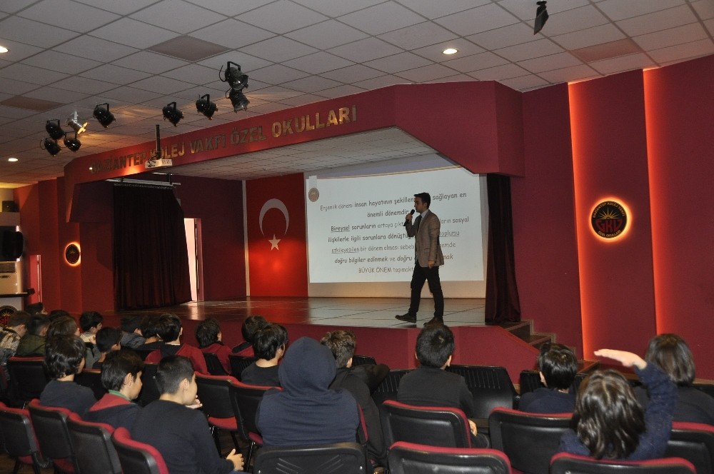 GKV’de ergenlik konusu anlatıldı 