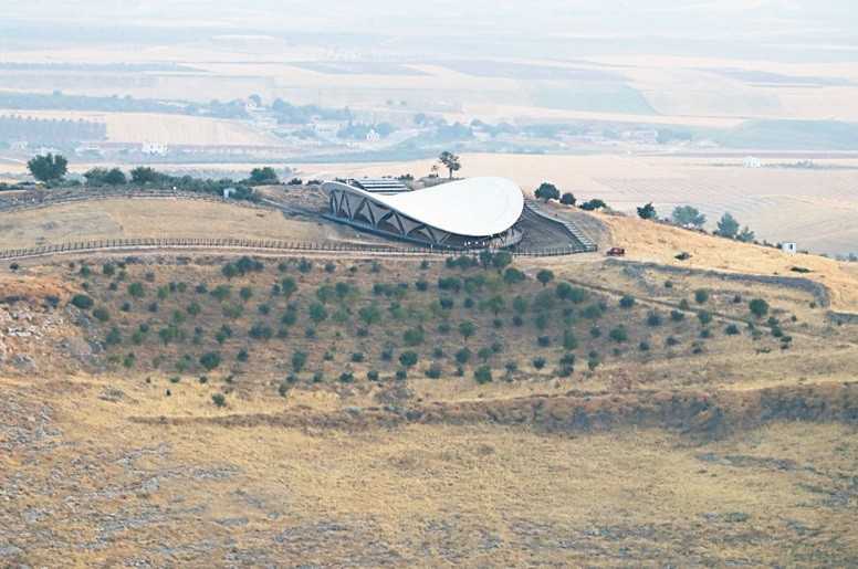 Göbeklitepe’de havalı balonla tanıtım uçuşu