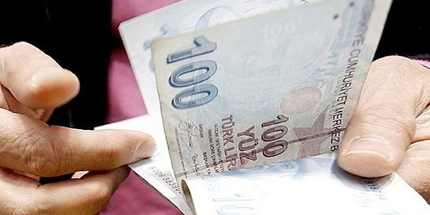 Göçmen ücretsiz sağlık hizmetine inanamadı.. Para bıraktı
