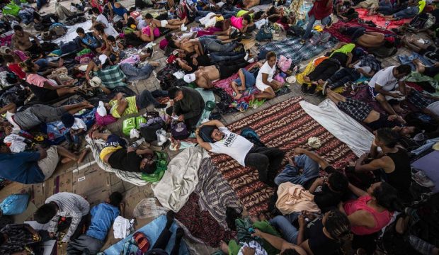 Göçmenler teklifi kabul etmedi: İlerliyorlar!